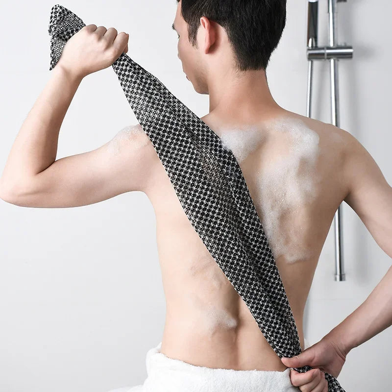 Long exfoliating towel reaching the back in one pass