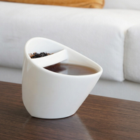 Oblique Smart Teacup
